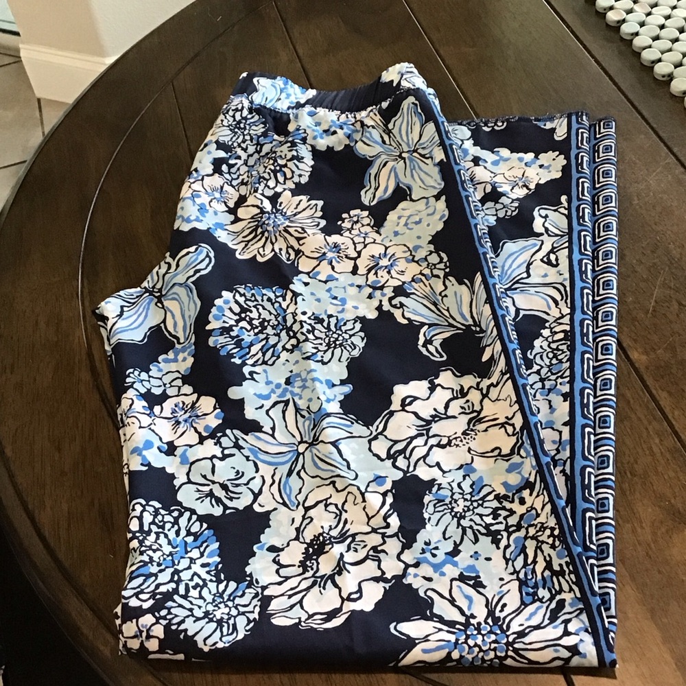 Lilly Pulitzer Navy, Light Blue & White Floral palazzo pants